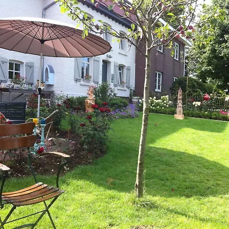 Puurteuven Tussen Kunst En Alojamento de Acomodação e Pequeno-almoço